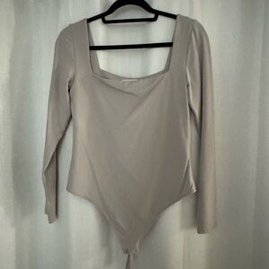 Aritzia Babaton Long Sleeve Bodysuit